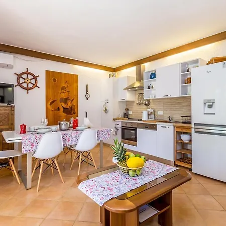 Apartment Balic - Pinezici, Krk Pinezici (Krk)