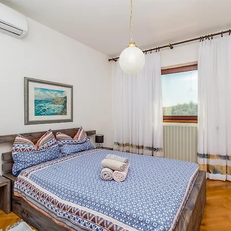 Balic - Pinezici, Krk Apartment *