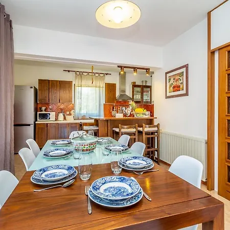 Balic - Pinezici, Krk Daire *